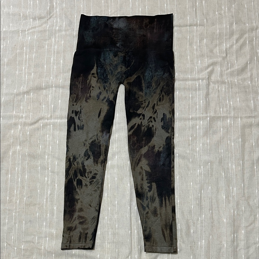 M. Rena Black and Gray Leggings